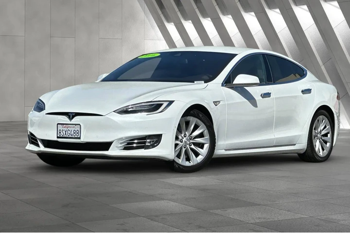 $18900 : Tesla Model S 2016 AWD 90D 4 image 2