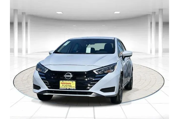 $22995 : Nissan Versa 2025 SV 4dr Sed image 6