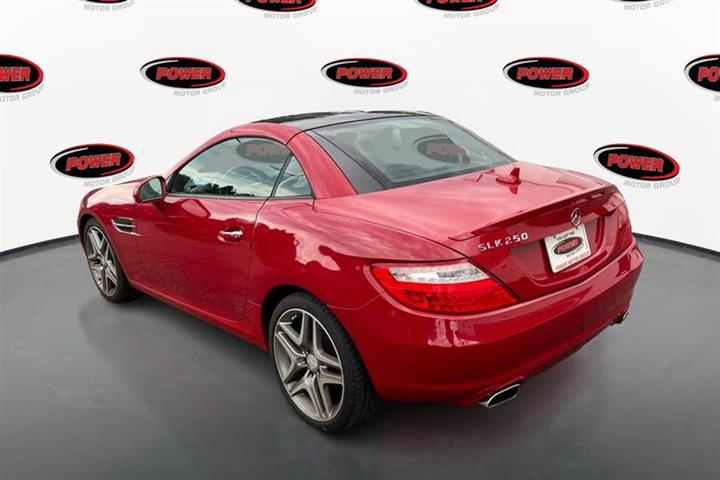 $19895 : Used 2014 SLK-Class 2dr Roads image 7