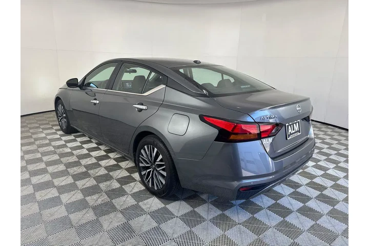 $19420 : Nissan Altima 2025 2.5 SV 4d image 7