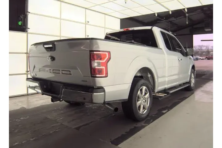 $24610 : Ford F-150 2018 4x2 Lariat 4 image 2