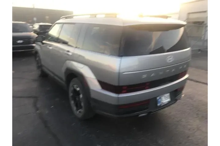 $28700 : Hyundai SANTA FE 2024 SEL 4d image 3