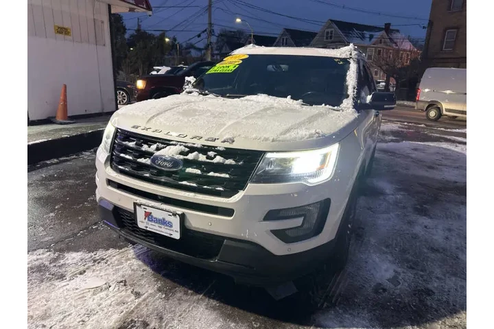 $16995 : 2017 Explorer Sport image 2