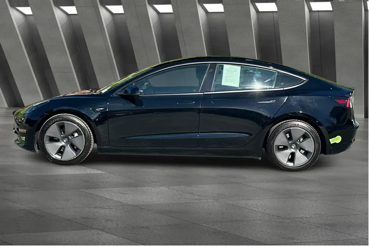 $24300 : Tesla Model 3 2023 4dr Sedan image 8