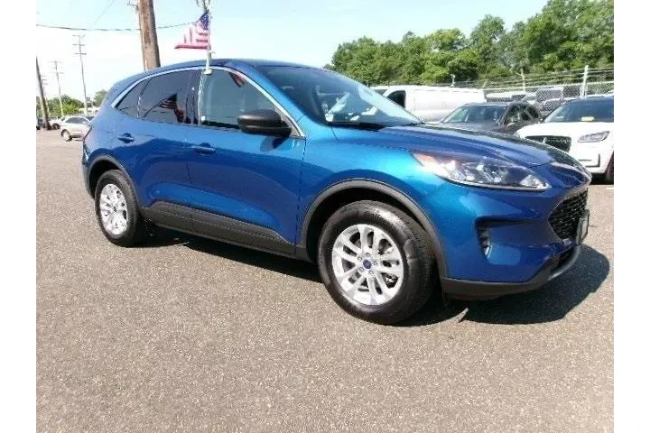 $22996 : Ford Escape 2022 AWD SE 4dr image 2