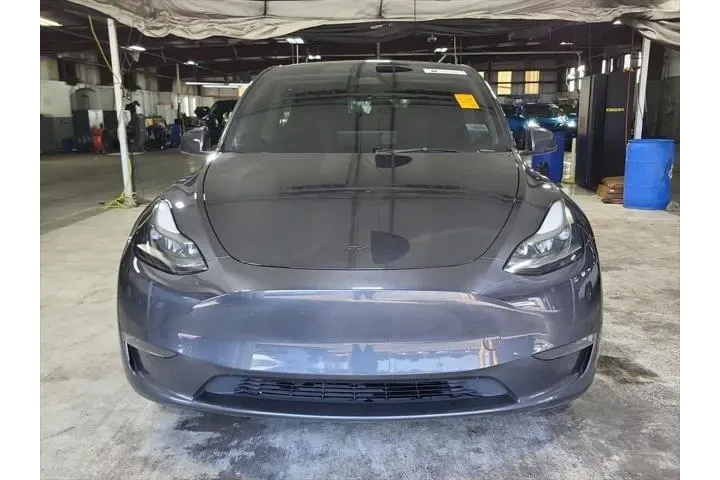 $29490 : Tesla Model Y 2024 AWD Long image 2