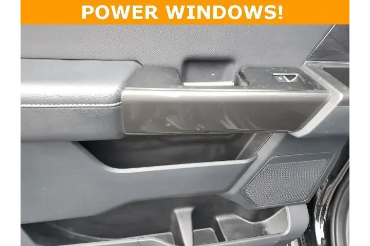 $38995 : Ford F-150 2023 4x4 XLT 4dr image 9