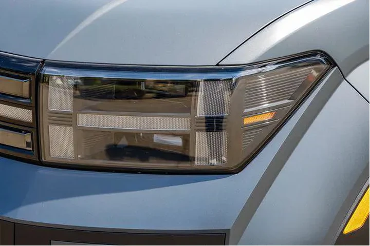 $39983 : Hyundai SANTA FE Hybrid 2025 image 4