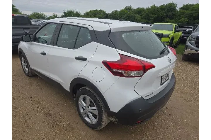 $11950 : Nissan Kicks 2020 S 4dr Cros image 2