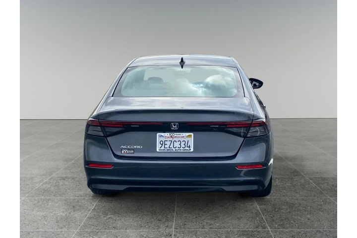 $27592 : Honda Accord 2023 image 4