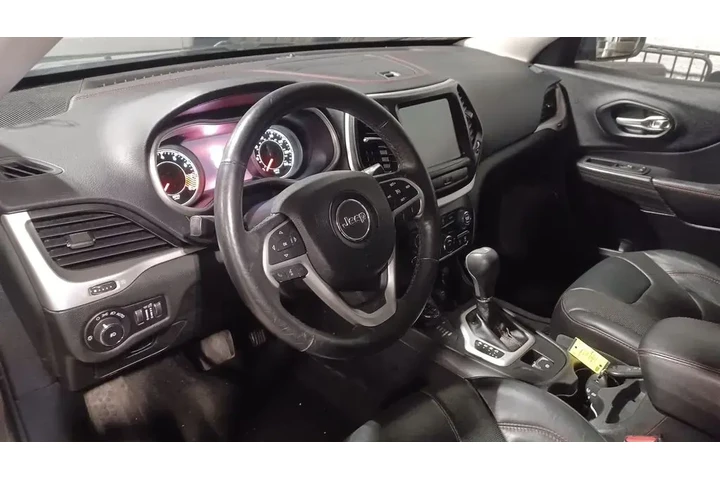 $13294 : Jeep Cherokee 2015 4x4 Trail image 5