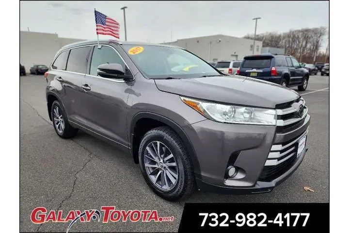 $24888 : Toyota Highlander 2017 AWD X image 1