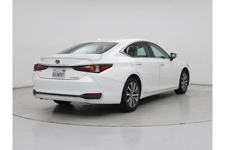 $31998 : Lexus ES 300h 2020 4dr Sedan image 8