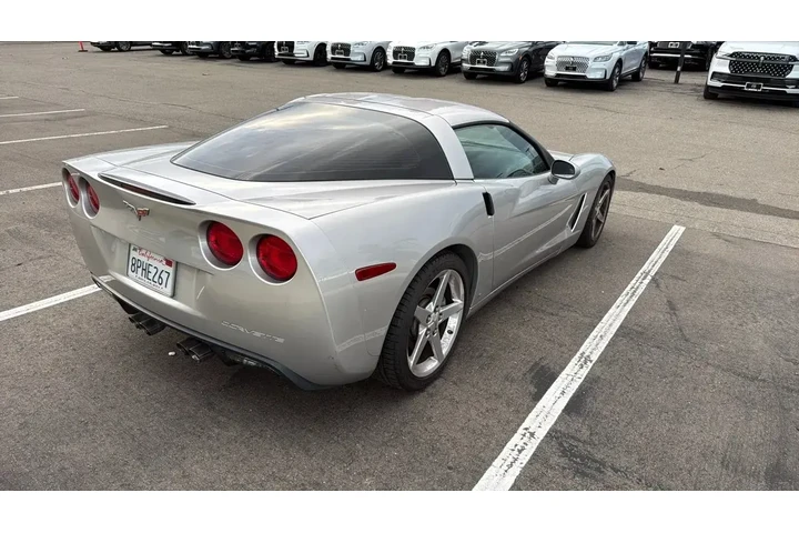 $21950 : Chevrolet Corvette 2006 2dr image 2