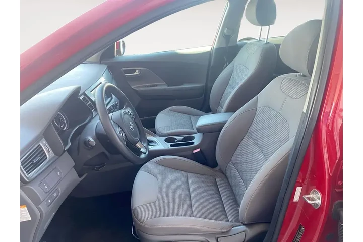 $13000 : Kia Niro 2017 FE 4dr Crossov image 4