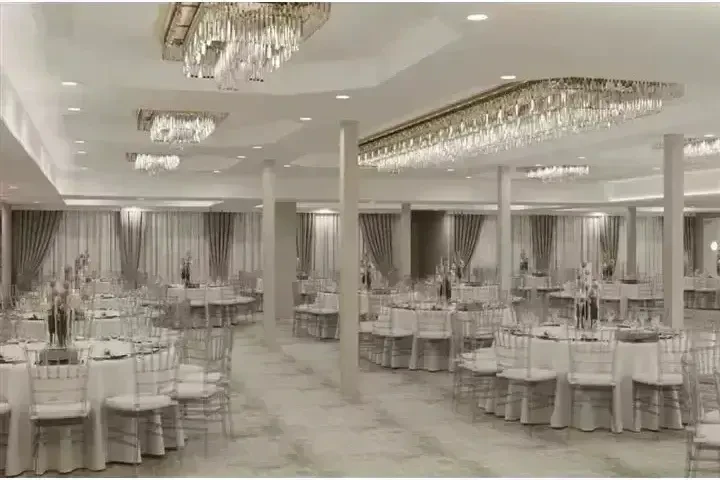 ALEX BANQUET HALL image 4