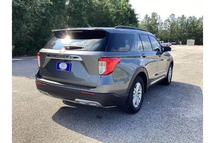 $17981 : Ford Explorer 2022 XLT 4dr S image 5