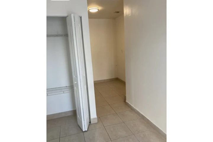 $1200 : Efficent image 1