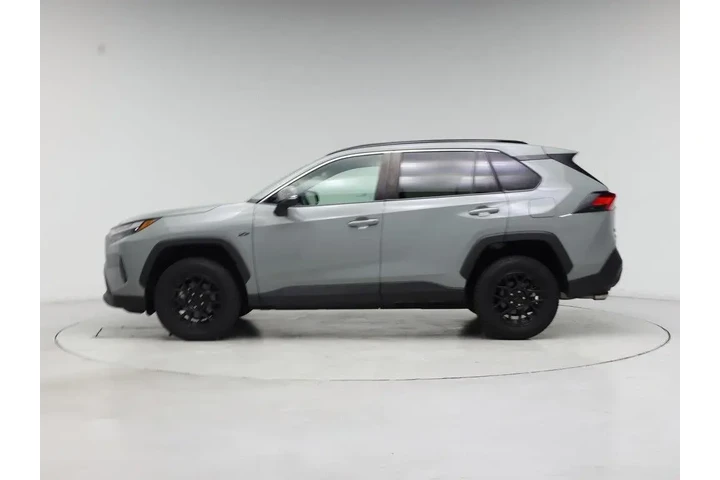 $27998 : Toyota RAV4 2023 XLE 4dr SUV image 3