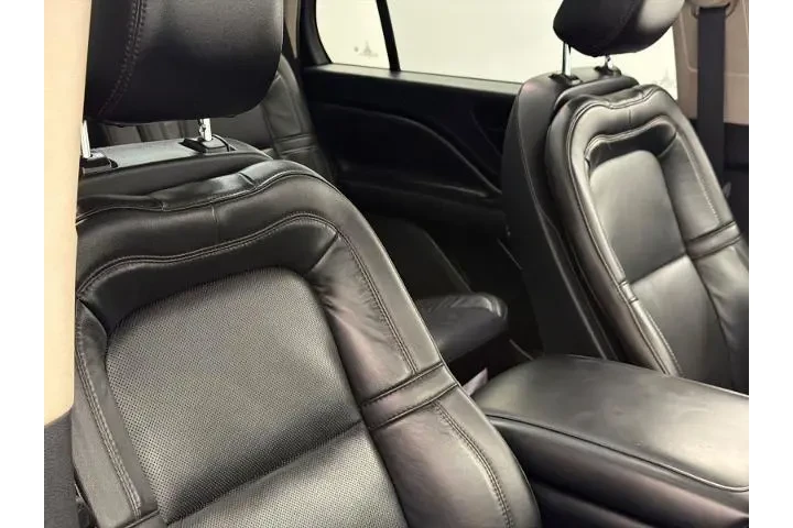 $36500 : Lincoln Aviator 2023 AWD Res image 9