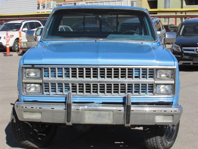 $11995 : 1984 C/K 10 Series K10 Silver image 9