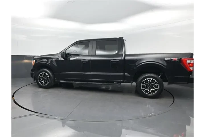 $25565 : Ford F-150 2022 4x2 XL 4dr S image 2