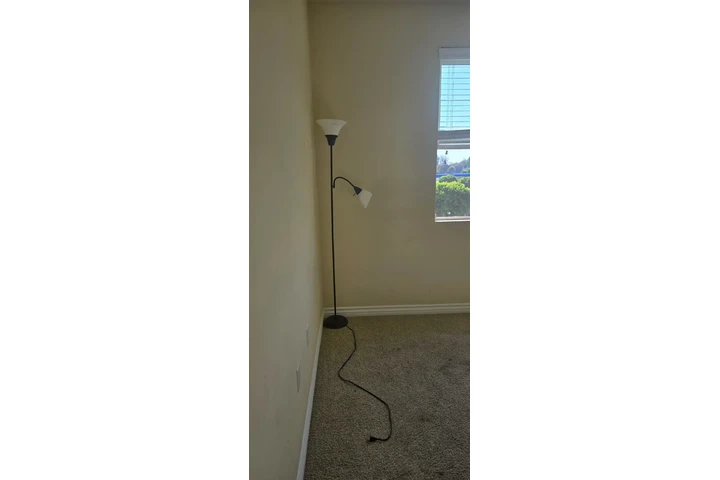 $1900 : ROOM FOR RENT at Riversai image 5