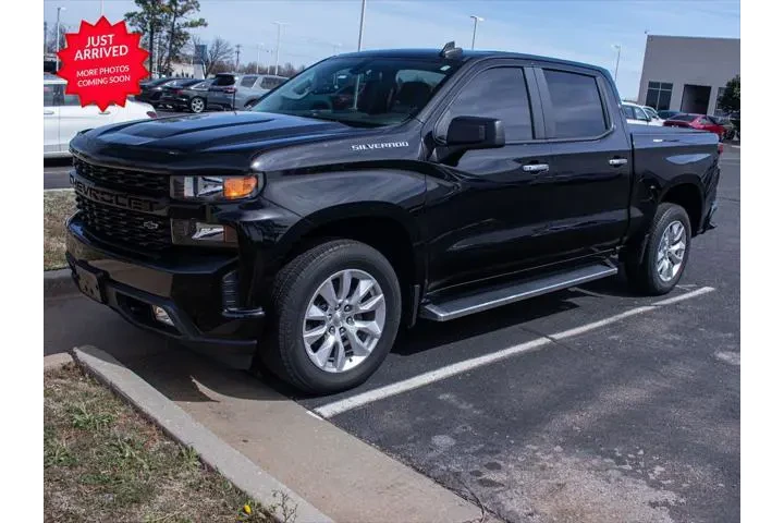 $27000 : Chevrolet Silverado 1500 202 image 1