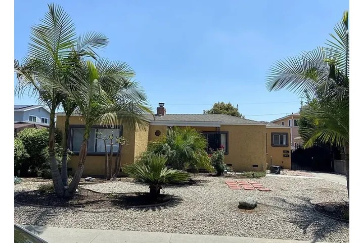 $2150 : 8614 Evergreen Ave, South Gate image 1