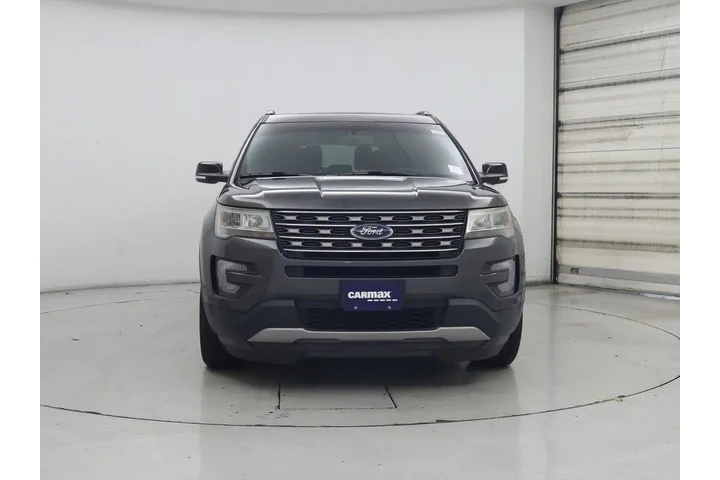 $17998 : Ford Explorer 2017 XLT 4dr S image 5