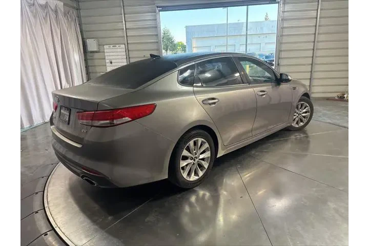 $11999 : Kia Optima 2016 EX 4dr Sedan image 4