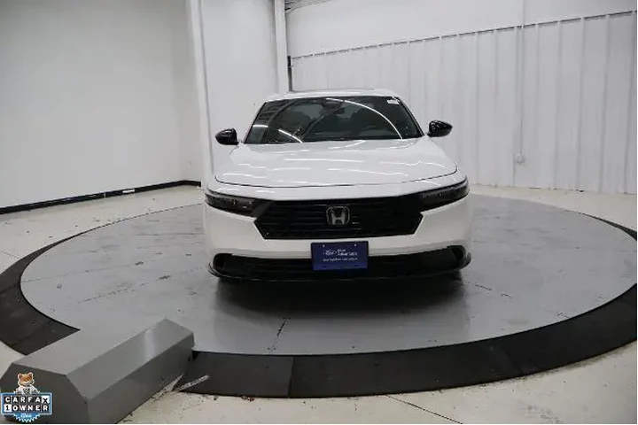 $28995 : Honda Accord Hybrid 2024 Spo image 9