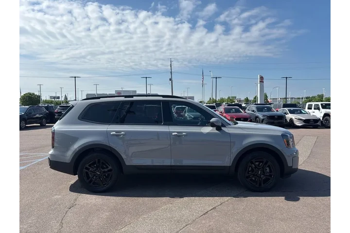 $39999 : 2024 Telluride EX X-Line image 4