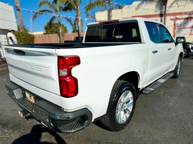 $33695 : 2019 Silverado 1500 4X4 LTZ image 4