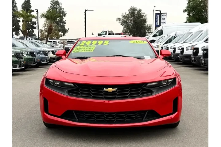 $24500 : Chevrolet Camaro 2021 LT 2dr image 3