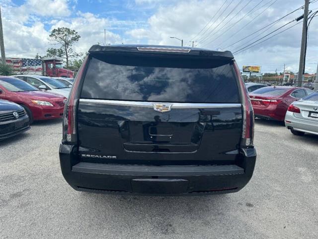 $17497 : 2015 Escalade Premium image 7