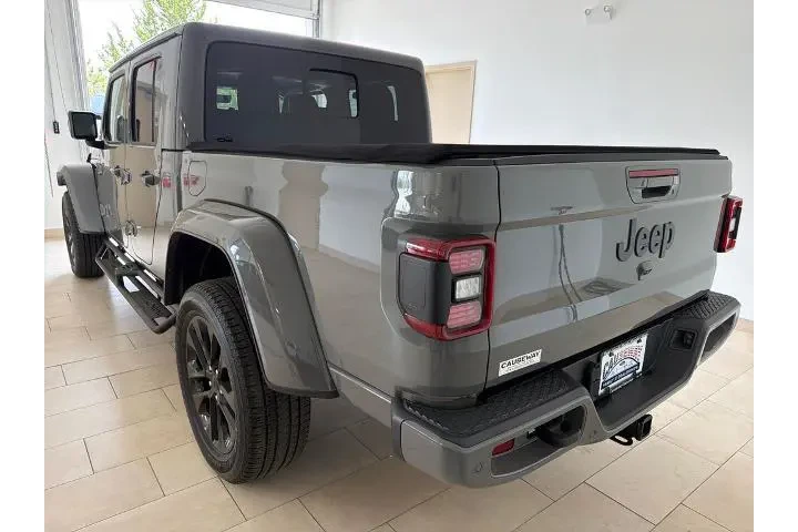 $32988 : Jeep Gladiator 2023 4x4 Over image 5