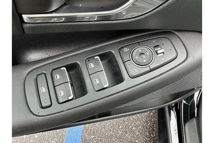 $20777 : Hyundai SONATA 2023 SEL 4dr image 9