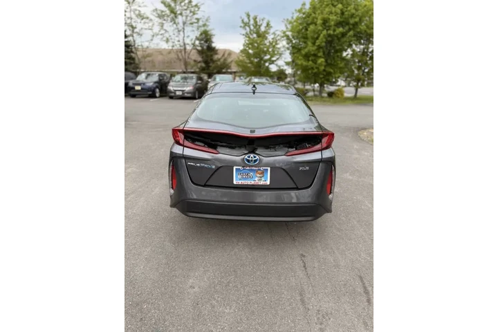$18995 : 2020 Prius Prime XLE image 9