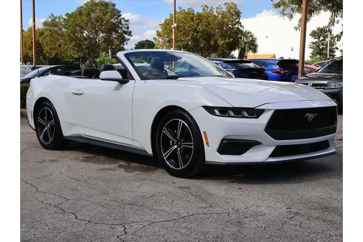 $26995 : Ford Mustang 2024 EcoBoost 2 image 2