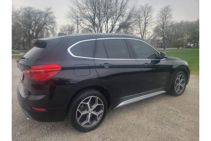 $11997 : 2018 BMW X1 sDrive28i image 7