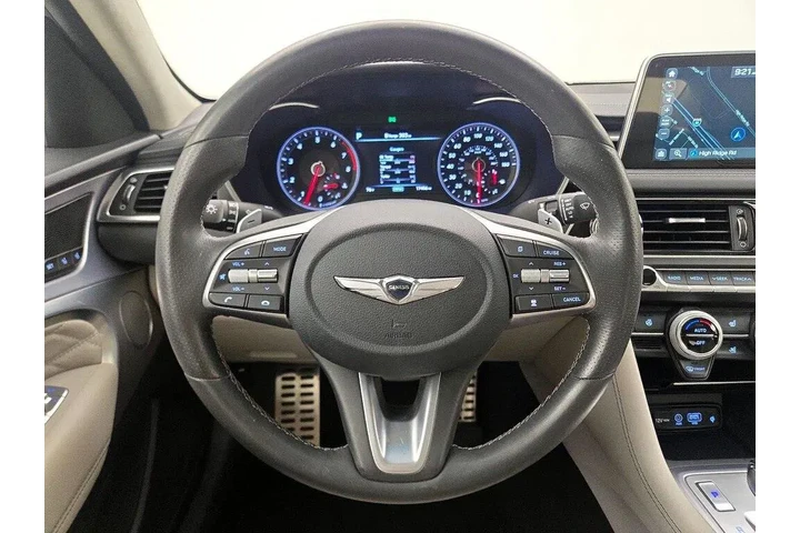 $33998 : Genesis G70 2021 AWD 3.3T 4d image 10
