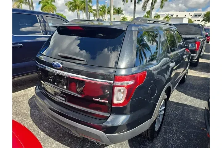 $7590 : Ford Explorer 2015 Base 4dr image 3