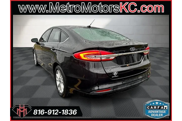 $15989 : 2017 Fusion SE FWD image 3