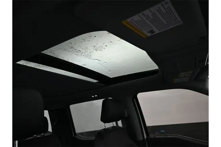 $39996 : Ford F-150 2022 4x4 Lariat 4 image 10