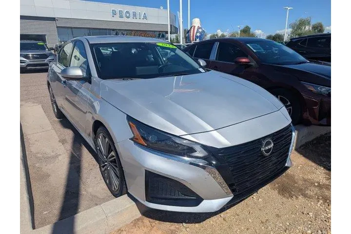 Nissan Altima 2023 2.5 SL 4d image 3