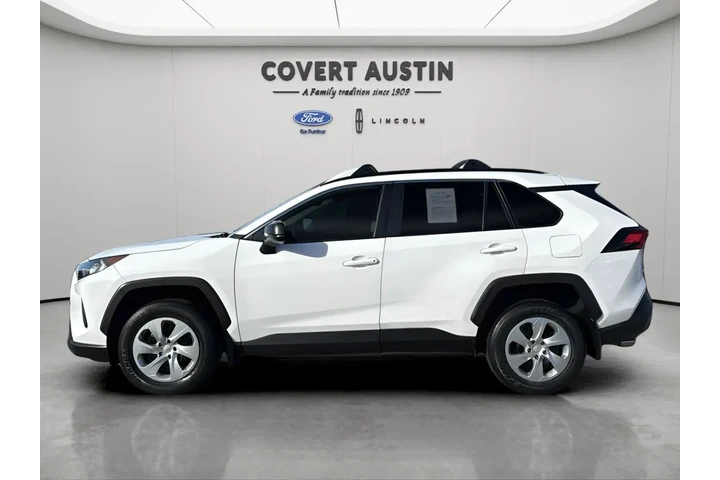 $23314 : Toyota RAV4 2020 LE 4dr SUV image 2