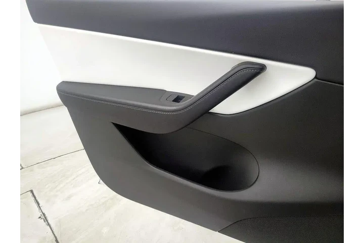 $26998 : Tesla Model Y 2021 AWD Perfo image 4