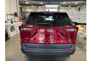 $30500 : Toyota RAV4 2023 AWD LE 4dr thumbnail