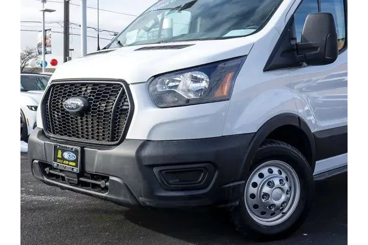$39985 : Ford Transit 2024 AWD 150 3d image 3